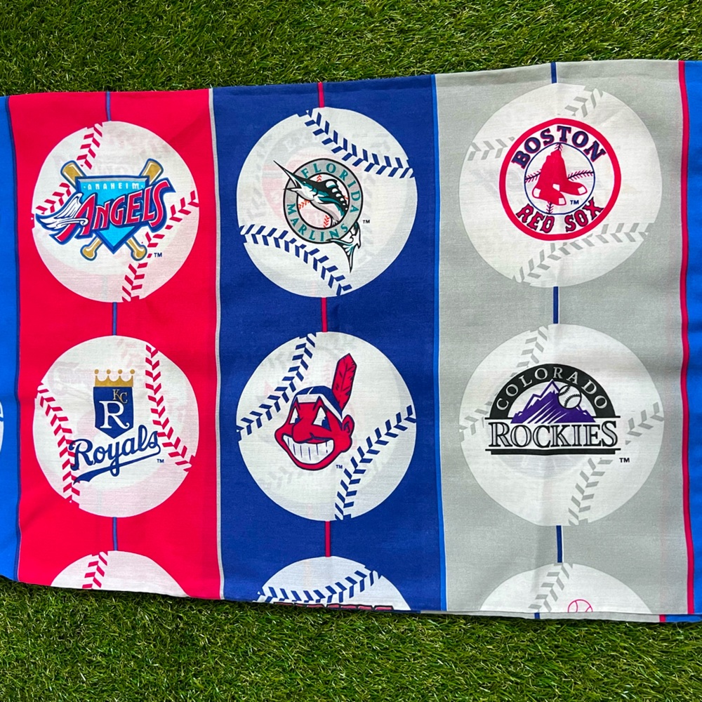 Vintage MLB pillowcase